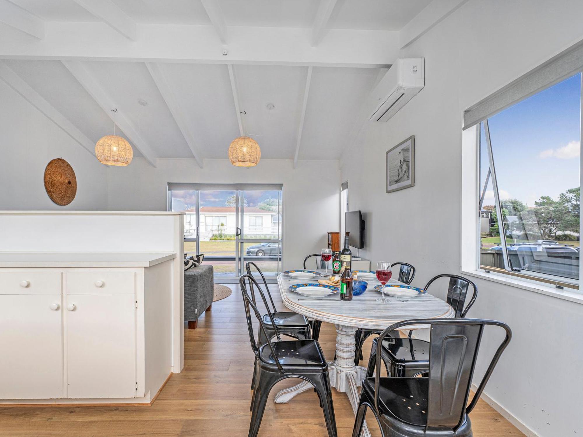 Retreat By The Beach - Pauanui Holiday Home Exterior photo